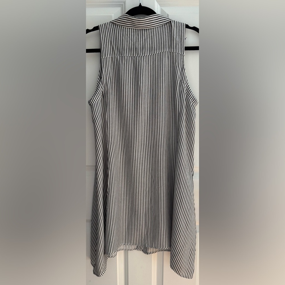 Neiman Marcus Black & White Striped Sleeveless Button Front Midi Dress Size L - Picture 2 of 2
